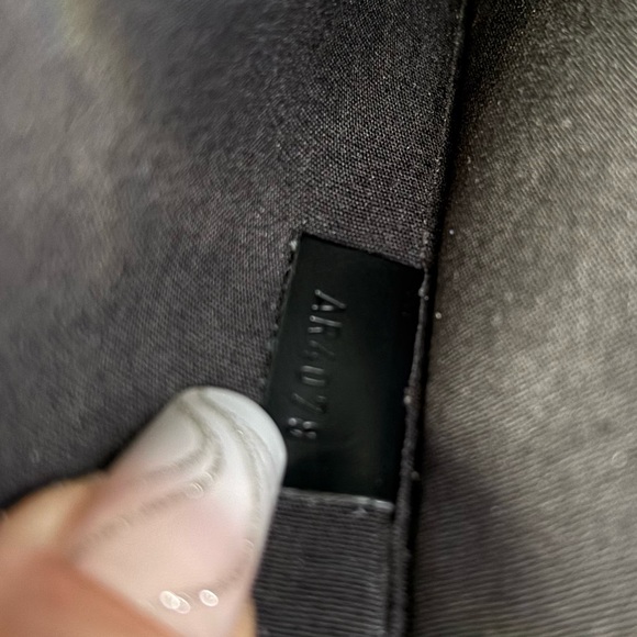 💃AUTHENTIC LOUIS VUITTON EPI MADELEINE PM BLACK TOTE SHOULDER HANDBAG AR4078 - Picture 13 of 14